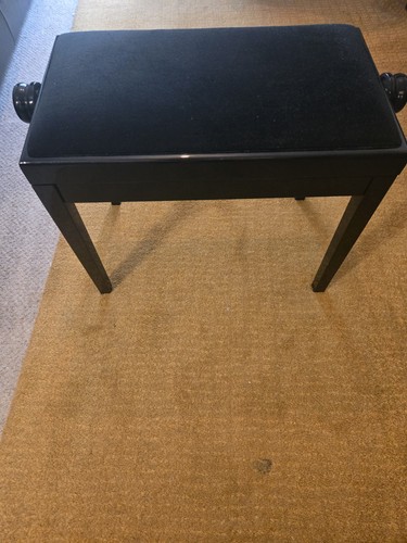 Piano stool adjustable height
